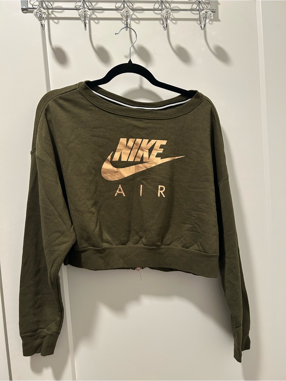 Nike Air Rally Crop Crewneck Back Zipper Olive Green Sweatshirt